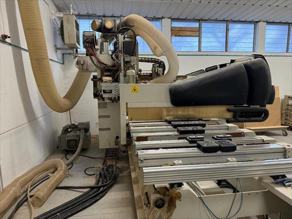 Centro di lavoro professionale per legno 3 assi - Foto 2