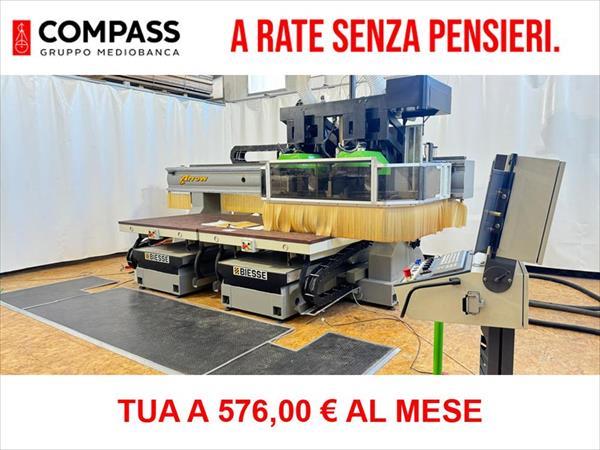 Centro di lavoro per falegnameria