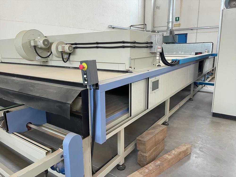 Linie de vopsit parchet marca Stemas / Mauri - Foto 11